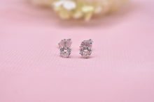 Load image into Gallery viewer, 14K White Gold Round Diamond Push Back Stud Earrings 0.90cts
