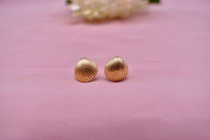 Vintage 14K Yellow Gold Seashell Stud Earrings