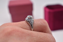 Load image into Gallery viewer, Vintage 18K White Gold 0.25cts Art Deco Old Mine Cut Diamond Engagement Ring
