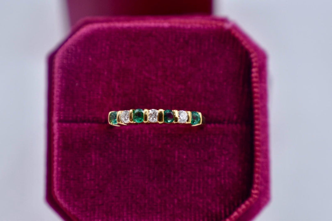 Vintage 14K Yellow Gold Bar Channel Set Emerald & Diamond Band