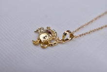 Load image into Gallery viewer, Vintage 14K Yellow Gold Small Crab Necklace
