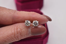 Load image into Gallery viewer, 14K White Gold Round Natural Diamond Screw Back Stud Earrings 1.50cts
