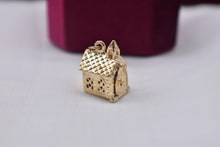 Load image into Gallery viewer, Vintage 1950s 14k Yellow Gold Animated Wedding Chapel Charm With Rings Inside
