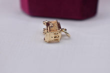 Load image into Gallery viewer, Vintage 14K Yellow Gold Cable Car Charm
