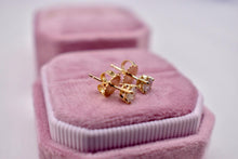 Load image into Gallery viewer, 14K Yellow Gold Round Diamond Push Back Stud Earrings 0.64cts
