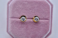 Load image into Gallery viewer, 14K Yellow Gold Round Diamond Push Back Stud Earrings 0.64cts
