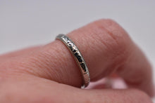 Load image into Gallery viewer, Beautiful 18K White Gold Vintage Hand Engraved Art Deco Wedding Band
