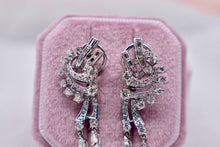 Load image into Gallery viewer, Rare Art Deco Dangle 14K White Gold 2.00cts Diamond Chandelier Style Clip On Earrings
