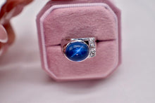 Load image into Gallery viewer, Art Deco 14K White Gold Cabochon Natural Star Sapphire and Old Mine Cut Diamond Ring
