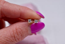 Load image into Gallery viewer, 14K Yellow Gold Princess Cut Natural Diamond Push Back Stud Earrings 0.30cts
