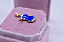 Load image into Gallery viewer, Vintage 18K Yellow Gold Blue Enamel Fabor Italian Violin Charm or Pendant
