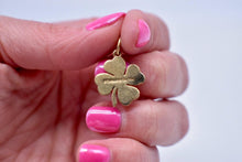 Load image into Gallery viewer, Preloved Authentic TCO Vintage 18K Yellow Gold Four Leaf Clover Luck Pendant
