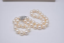 Load image into Gallery viewer, Vintage 14K White Gold 17.5 Inch Cultured High Quality Fresh Water 9mm White Pearl Necklace Strand With Beautiful 0.80cts Diamond Clasp
