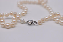 Load image into Gallery viewer, Vintage 10K White Gold 16.5 Inch Graduated Fresh Water White High Quality Shell Pearl Necklace Strand

