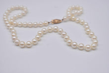 Load image into Gallery viewer, Vintage 14K Yellow Gold 19 Inch 6mm Fresh Water Cultured White Pearl Necklace Strand
