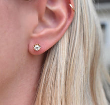 Load image into Gallery viewer, Victorian 14K Gold Round Natural Old Mine Cut Diamond Screw Back Stud Earrings 0.80cts
