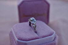 Load image into Gallery viewer, Vintage 18K White Gold Art Deco Filigree Square Shape Old European Cut Diamond Ring
