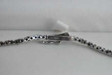 Load image into Gallery viewer, Beautiful 10K White Gold Vintage Round 4.00cts Natural Diamond Graduated V Shape Tennis Necklace
