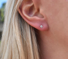 Load image into Gallery viewer, 14K White Gold Round Natural Diamond Push Back Stud Earrings 0.25cts
