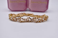 Load image into Gallery viewer, 14K Yellow Gold Vintage Marquise &amp; Round Double Row Unique 7.00cts Natural Diamond Bracelet
