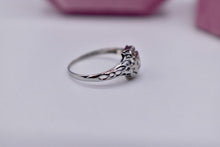 Load image into Gallery viewer, Vintage 18K White Gold Art Deco Square Shape Dainty Diamond Filagree Ring
