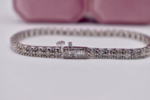 Load image into Gallery viewer, 14K White Gold Vintage Round 2.50cts Natural Diamond Tennis Bracelet
