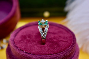Vintage 14K Yellow Gold Vintage Emerald & Diamond Cluster Halo Ring