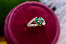 Load image into Gallery viewer, Vintage 14K Yellow Gold Vintage Emerald &amp; Diamond Cluster Halo Ring
