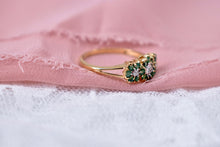 Load image into Gallery viewer, Vintage 10K Yellow Gold Floral Emerald and Diamond Floral Ring

