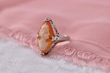 Load image into Gallery viewer, Vintage 14K White Gold Art Deco Filagree Shell Cameo Ring
