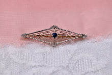 Load image into Gallery viewer, Vintage Art Deco 14K Two Toned Blue Sapphire Filigree Brooch/Pin
