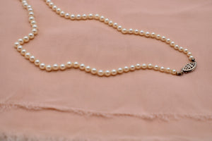 Vintage Sterling Silver 20" Graduated Pearl Strand Necklace