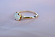 Load image into Gallery viewer, Vintage 14K Yellow Gold Opal Solitaire Classic Ring
