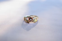 Load image into Gallery viewer, Vintage 10K Yellow &amp; Rose Gold Rose Flower Diamond Ring
