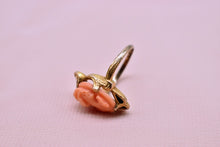 Load image into Gallery viewer, Vintage Art Deco 10K Yellow Gold Coral Cameo Ring

